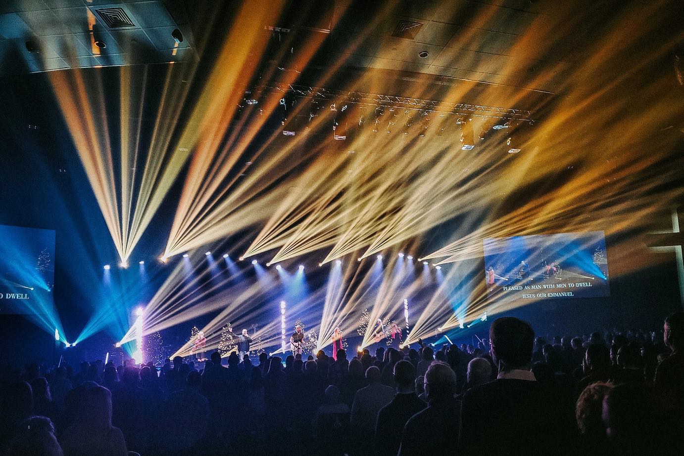 2019 Christmas Lights at Christian Life Center, US