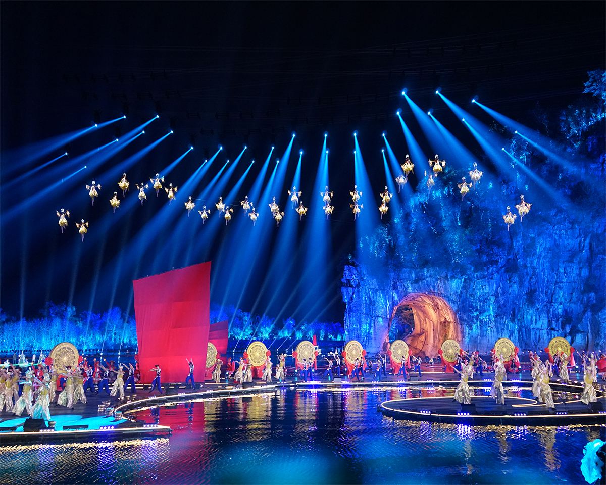 浅谈2019央视春晚舞美、灯光的特点 浅谈2019央视春晚舞美、灯光的特点
